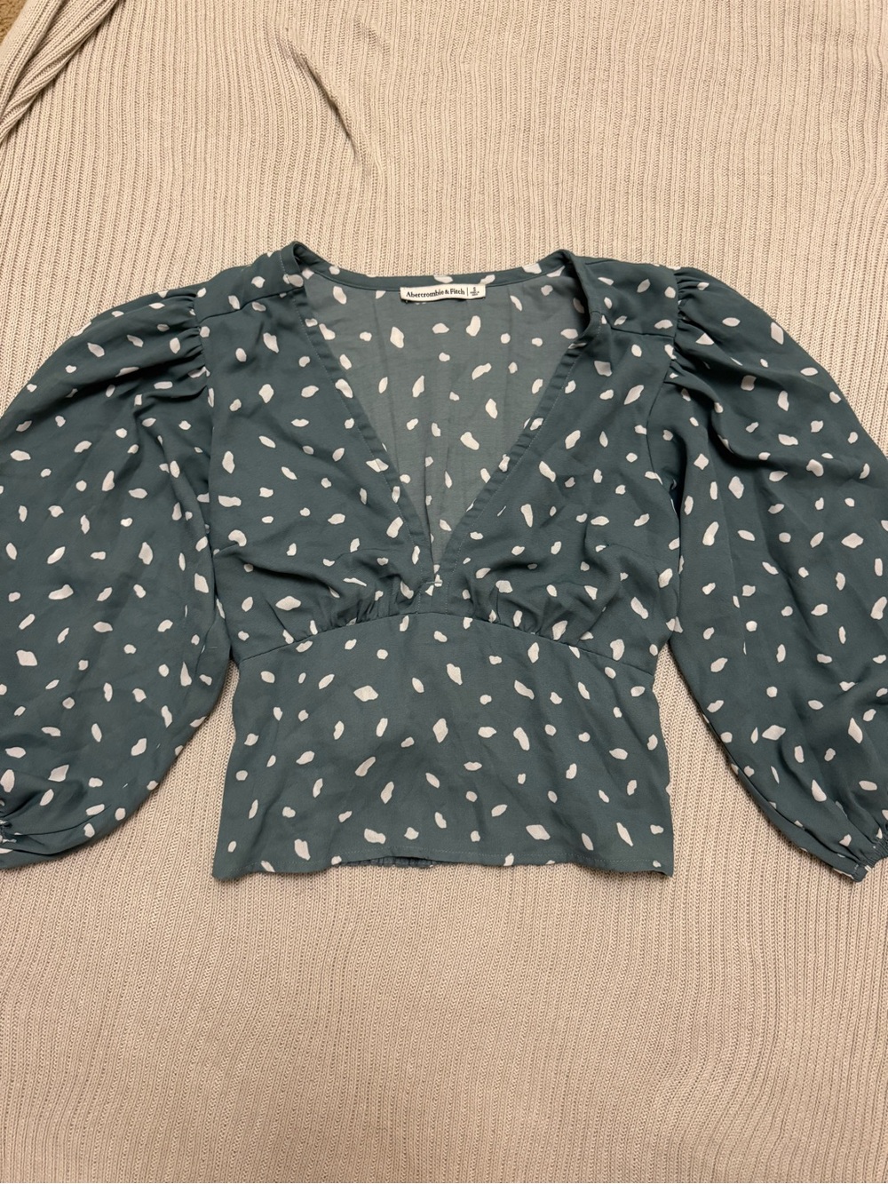 Abercrombie & Fitch Puff-Sleeve Blouse